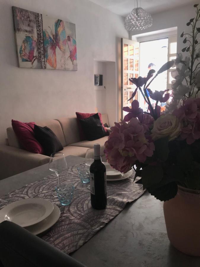 Appartamento Bella’s House Castelsardo Esterno foto