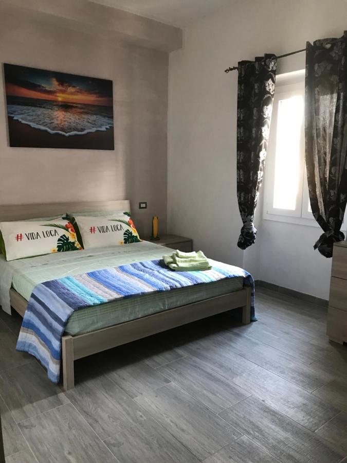 Appartamento Bella’s House Castelsardo Esterno foto